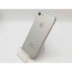 【中古】Apple docomo 【SIMロック解除済み】 iPhone 7 32GB シルバー MNCF2J/A【アリオ倉敷】保証期間１ヶ月【ランクC】