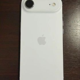 Apple iPhone Air 本体 スカイブルー