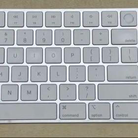 Apple Magic Keyboard A2520