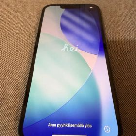 【美品】Apple iPhone 13 128GB 本体