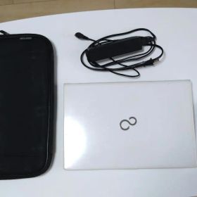 Fujitsu LIFEBOOK sh90/b、ケース、ELECOMマウス付き