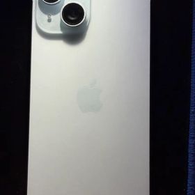 Apple iPhone 15 本体 ホワイト(ブルー)