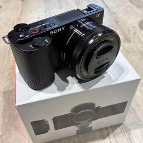 新品 SONY VLOGCAM ZV-E10L パワーズームレンズキット
