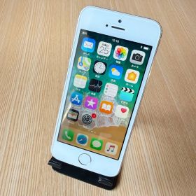 Apple iPhone 5s シルバー 本体