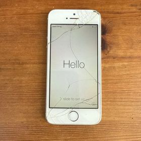 Apple iPhone 5s 本体