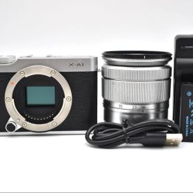 《美品》 FUJIFILM フジフィルム X-A1 XC16-50 レンズキット