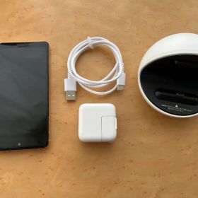 AQUOS sense5G SH-53A 本体 動作確認済み＋充電器＋ロボクル