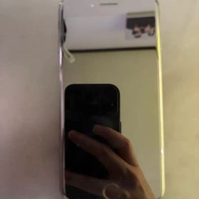 Apple iPhone 7 128GB本体 ブラック