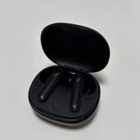 Anker Soundcore Life P3ワイヤレスイヤホン 本体