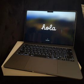 Apple MacBook Air M2 8GB 256GB 美品
