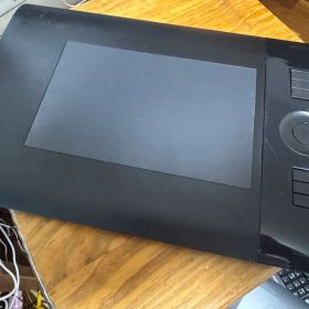 Wacom Intuos4 PTK-440 ペンタブレット本体