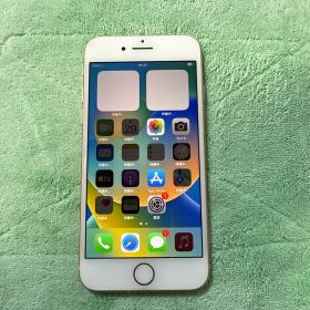 Apple iPhone 8 Gold 256GB本体