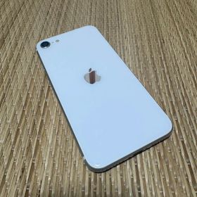 iPhone SE 第2世代 128GB ホワイトSIMフリー 動作良好 本体