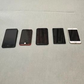 Iphone 4台とXperia 1台 全ジャンク品