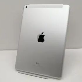 【中古】Apple docomo 【SIMロック解除済み】 iPad（第6世代/2018） 32GB シルバー MR6P2J/A【仙台イービーンズ】保証期間１ヶ月【ランク