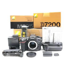 ■極上品■ Nikon D7200 バッテリーパックキット デジタル一眼レフカメラ ニコン