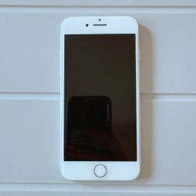 iPhone７ 128GB シルバー SIMフリー