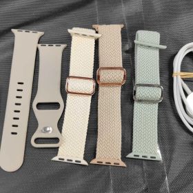 Apple Watch Series5 40mm GPS A2156 スペースグレイ アルミ ケース 動作品 バッテリー70% 充電器付き アクティベーションロック解除済み 初期化発送 スマートウォッチ