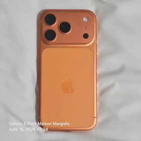 Apple iPhone 17 Pro Orange 512GB US版