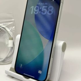 Apple iPhone16 128GB バッテリ残量95% 画面点傷 初期化済