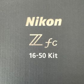 Nikon Z fc 16-50 VR レンズキット Black Edition
