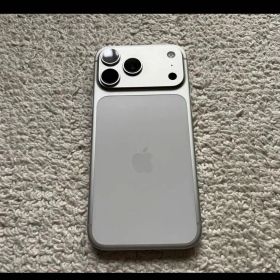 Apple iPhone 17 Pro Max本体 【ジャンク】
