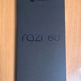 Motorola razr 60 本体 Lightest Sky