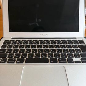 11インチMacBook Air MC505J/A完動品