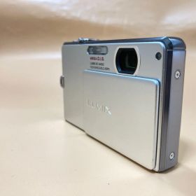 ◻︎SDカード付き◻︎Panasonic LUMIX DMC-FP1