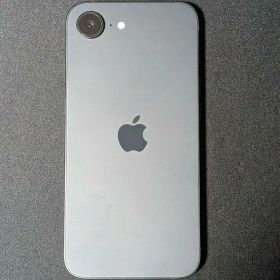 【Aランク】充放電回数11回のみ iPhone 16e 128GB 国内版