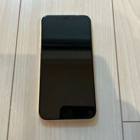 m*3様 Apple iPhone 11 ホワイト 本体 128GB