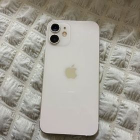 S*i様 iPhone12 mini カメラ割れあり 64GB