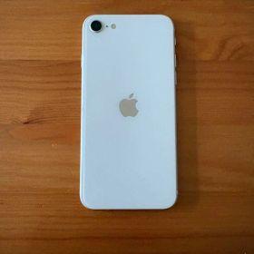 iPhone SE2 64GB White SIMフリーバッテリー83％良品