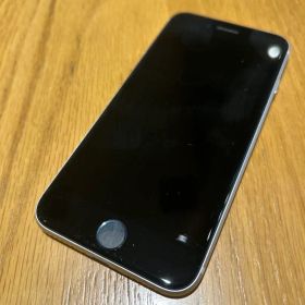 Apple iPhone SE 第3世代 本体 ホワイト