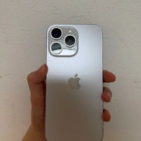 Apple iPhone 15 Pro Max 新品¥129,999 中古¥90,000 | 新品・中古の
