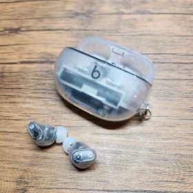 【美品】Beats Studio Buds + ワイヤレスイヤホン スケルトン