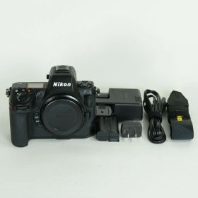 [美品 | シャッター数1,929回] Nikon Z8 | Nikon Zマウント