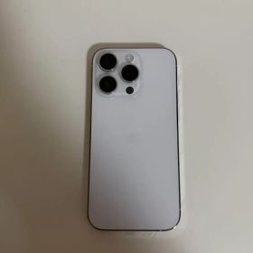 Apple iPhone 14 Pro 本体