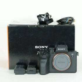 [良品 | シャッター数21,220回] SONY α7 IV（ILCE-7M4） [ボディ] | SONY Eマウント
