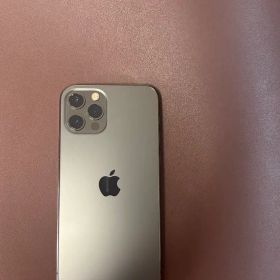 Apple iPhone 12 Pro 本体
