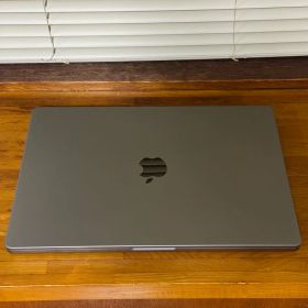 MacBook Pro M1 Pro 16GB RAM 512GB SSD