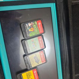 Nintendo Switch Lite 本体、ゲームカセット4枚付き