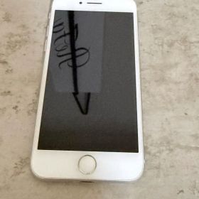 Apple iPhone 8 ホワイト 本体