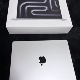 Apple MacBook Pro 14インチ M5 1TB/16GB本体