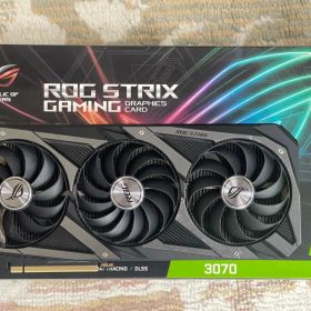 ASUS ROG STRIX GeForce RTX 3070 本体
