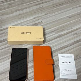SoftBank arrows We2 ライトオレンジ色 (FCNT製)