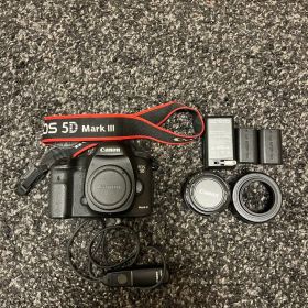Canon EOS 5D Mark III 50mm