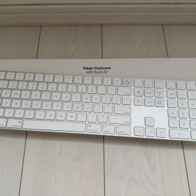 【値下げ】ワイヤレス Magic Keyboard Touch ID (US)