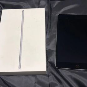 iPad mini 4 セルラー 128GBスペースグレー