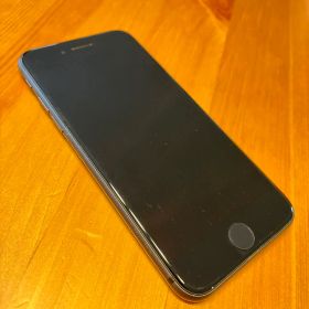 Apple iPhone8 64GB SIMロック無し 美品 ifaceケース付